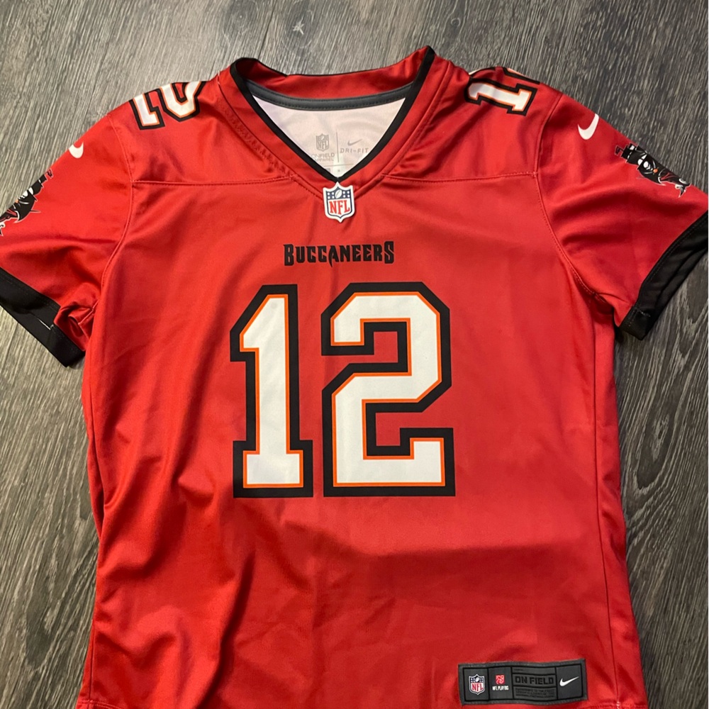Tom Brady Tampa Bay Buccaneers Women’s Jersey Size Medium